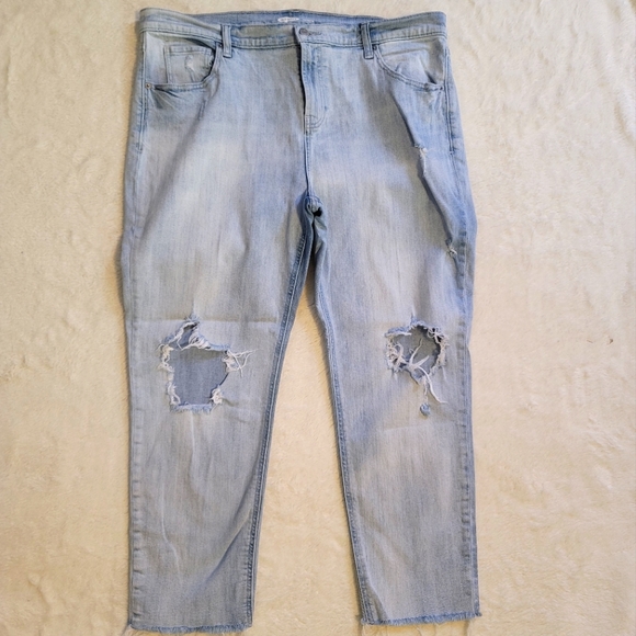 Old Navy Denim - Old Navy Distressed Boyfriend Denim Jeans